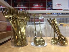 -名创优品(广东省广州琶洲保利广场店)