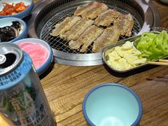 -明洞阿姨·韩式酱蟹烤肉·创意料理(三元桥店)