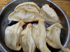 -黄阿姨锅贴大王(万航渡路店)