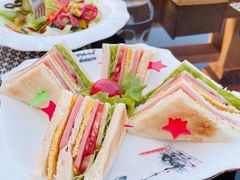 -敦煌山庄摘星阁