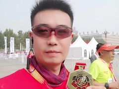 -唐山抗震纪念碑广场