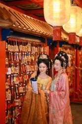 -支流映画摄影·汉服妆造跟拍(本宫来了银泰店)