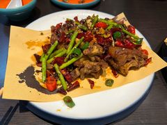 -川流不息·地道川菜·小龙虾(松东路店)