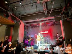 -TZ House音乐现场(茅台店)