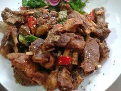 -明月食府(二区干二路店)