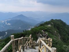 -罗田薄刀峰风景区