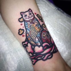 -SNOW TATTOO STUDIO