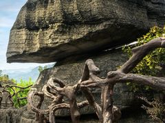 -梭布垭石林景区