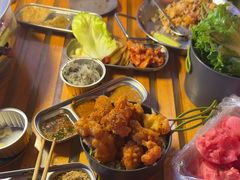 -叽叽扎扎烤肉场(生态城万达店)