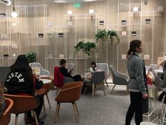 大堂-奈雪的茶(市百一店)