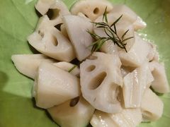 -湖畔鲁菜·二十年老字号餐厅(大明湖店)