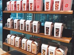 -Laderach 莱德拉(上海环贸iapm店)