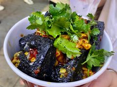 -黑色经典臭豆腐·湖南特产(步行街店)