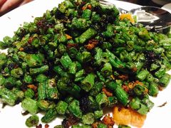 橄榄菜炒四季豆-鹿港小镇(金虹桥国际中心店)