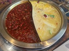 -小天鹅火锅·一线江景洪鼎旗舰店(洪崖洞店)