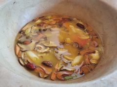 野生菌-云南野生菌石锅鱼石锅鸡(大金塔店)