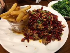 经典辣子鸡配大薯条-眉州东坡·熊猫主题餐厅(枫蓝店)