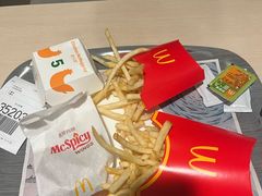 -麦当劳(得来速车道点餐 五里墩店)