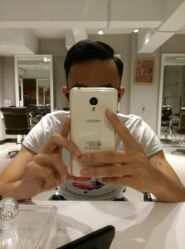 -苏豪路易士·嘉玛发廊