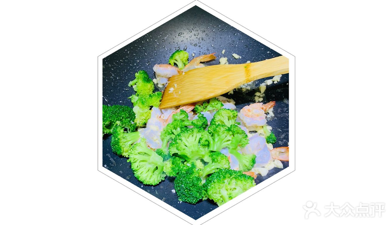 夏天没有西瓜— 点评让我变成小厨娘系列 | 西兰花虾仁意面