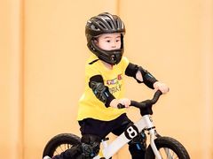 -八爪矩阵极限运动馆·儿童平衡车·感统训练(南海子公园校区)
