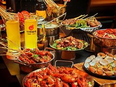 -何师烧烤Pro ··江湖川菜·小龙虾·精酿啤酒(太古里旗舰店)