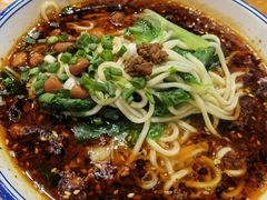 台灯小面-车沾巷·重庆老味豌杂面