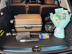 -上海星瀚奔驰4S店(红柳路店)