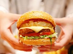 -The Habit Burger Grill 哈比特汉堡(复兴soho店)