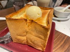 -港丽餐厅(正大店)