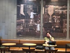 大堂-星巴克臻选(深圳金光华店)