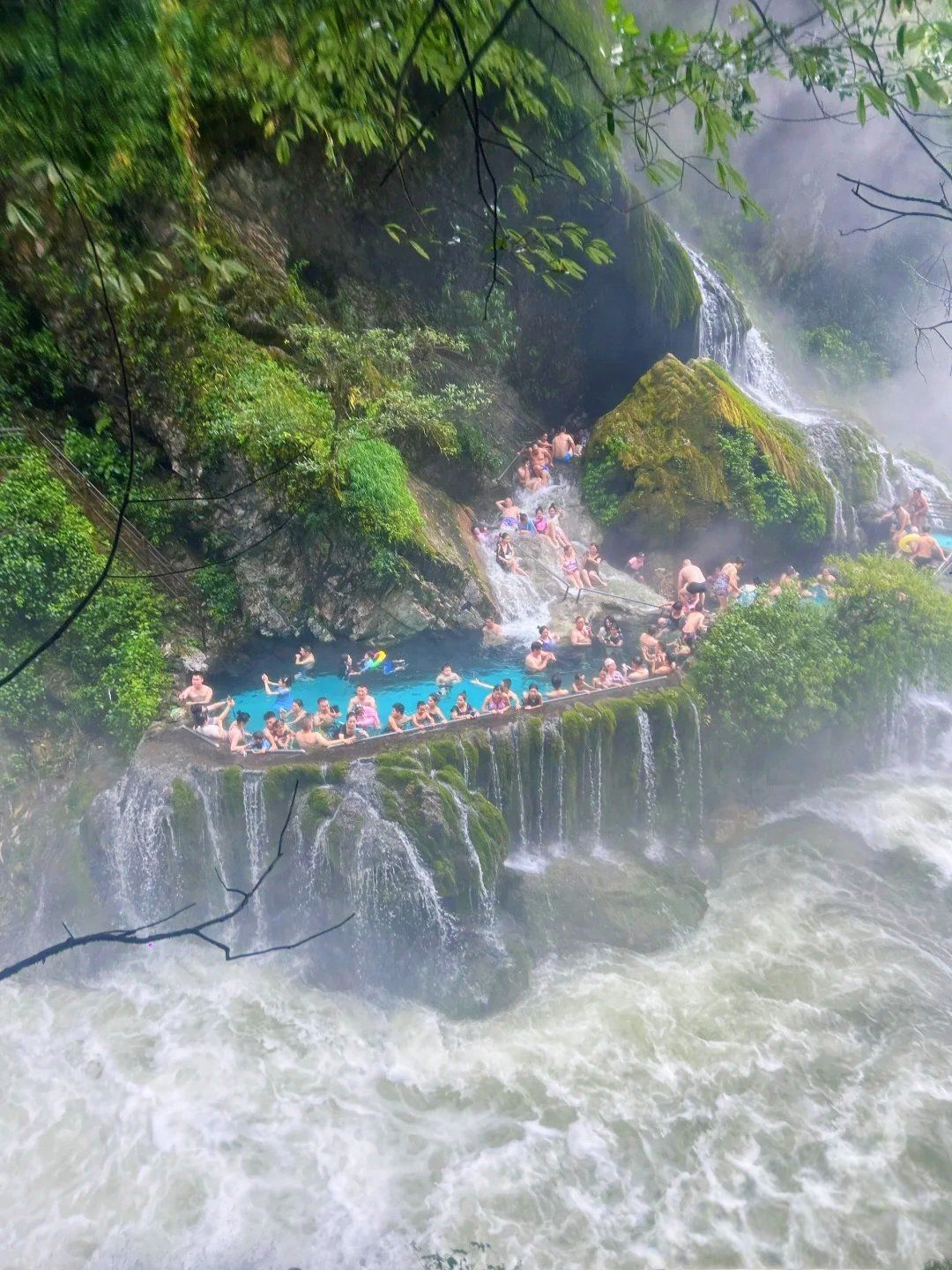 成都周边野奢天然温泉,冬日泡温也太棒了!