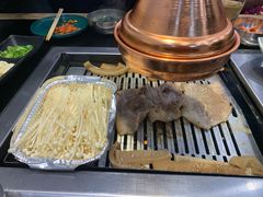 -臻牛烤肉