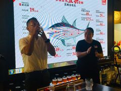大堂-日进一片海.生腌海鲜火锅.宵夜烧烤(三里屯总店)