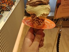 -VENCHI 闻绮(上海佛罗伦萨小镇店)