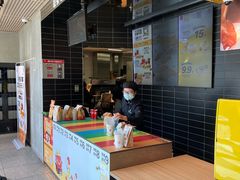 -麦当劳(中二横路店)