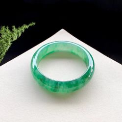 -烨麟黄金珠宝(和胤788广场一楼店)