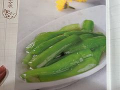 -渝信川菜 · 川味家常菜(财富购物中心店)