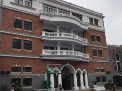 -上海市静安区第一中心小学