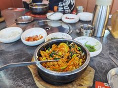 -彭妈家•韩国烤肉料理(张杨路店)