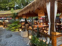 -二厨·吊桥小院·脆皮烧鸡公·本地农家菜(沿江西路店)