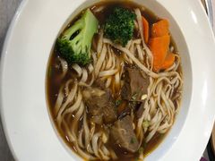 -康师傅私房牛肉面(马泉营奥莱店)
