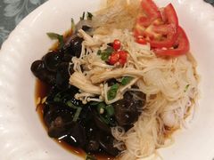 -老码头黑皮肘子锅包肉(赣水路店)