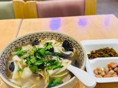 -萧记三鲜烩面(东站店)