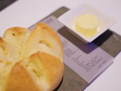 餐前面包-AZUR聚(香格里拉饭店)