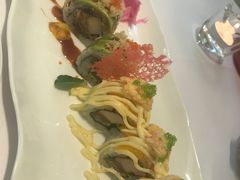 桃子和牛油果寿司-佐度王子扒房(西城红场店)