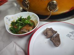 -毛辣果·贵州红酸汤牛肉火锅(西单店)