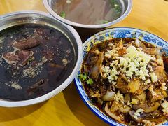 -赵姐猪耳朵饭店