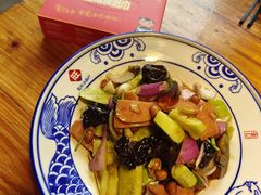-旺角小渔村·海肠捞饭开创者(环山路店)