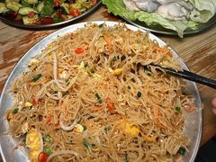 -后街佬·炭火鲜鱼杂(33小镇店)